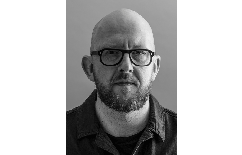 Join Brighton Author Sj Watson S Experiment Sussex Exclusive